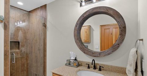 12442 Saint Bernard Drive, Truckee, CA 96161 Photo