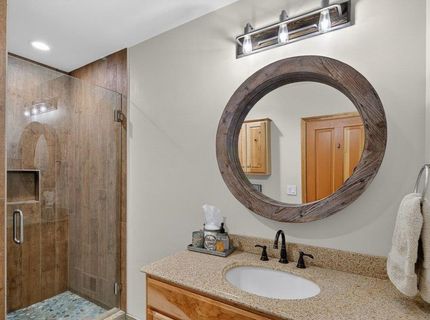 12442 Saint Bernard Drive, Truckee, CA 96161 Photo