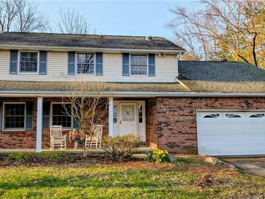 6689 Jewett Holmwood Road, Orchard Park, NY 14127