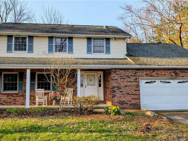 6689 Jewett Holmwood Road, Orchard Park, NY 14127