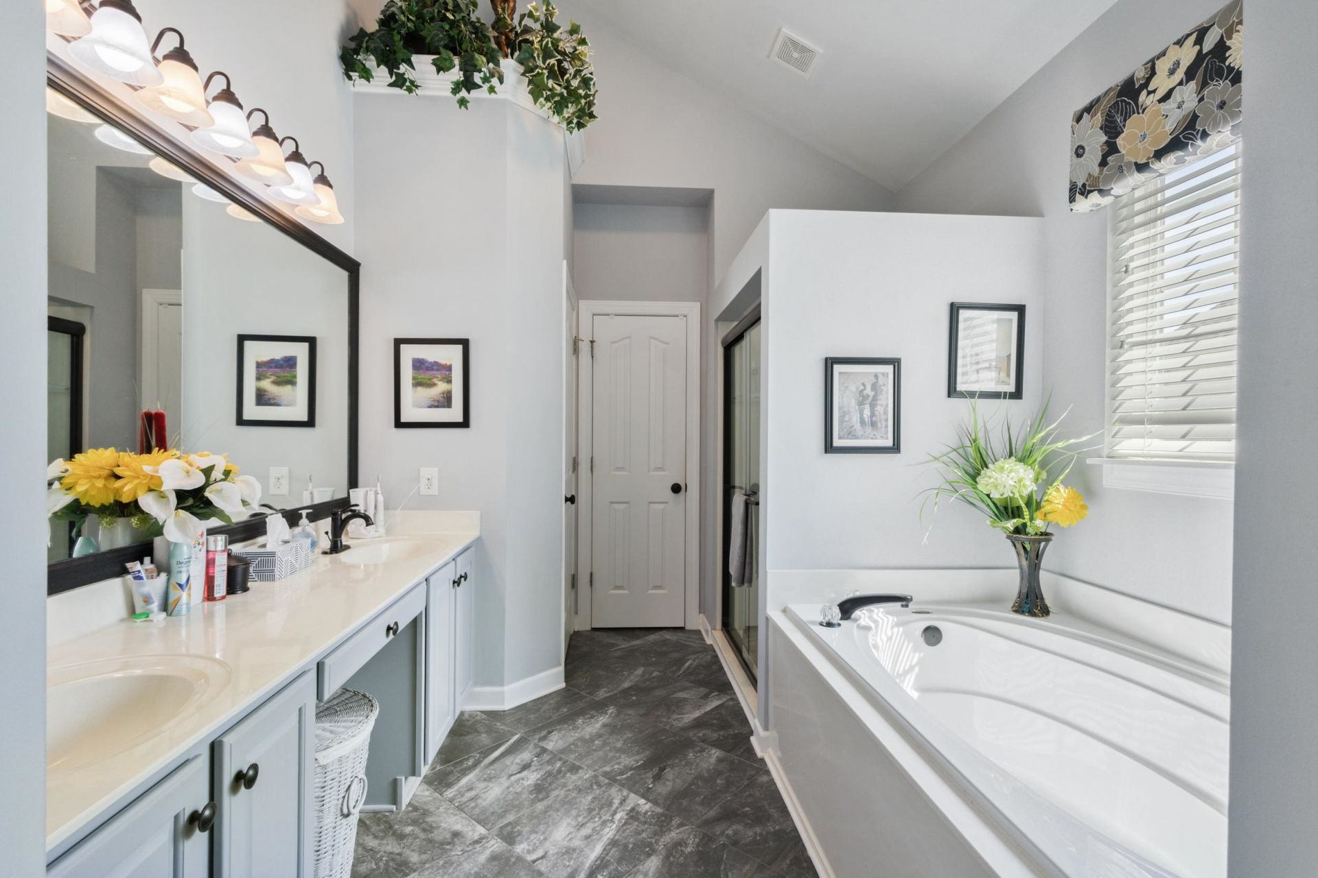 4565 Firethorne Dr. Photo 26