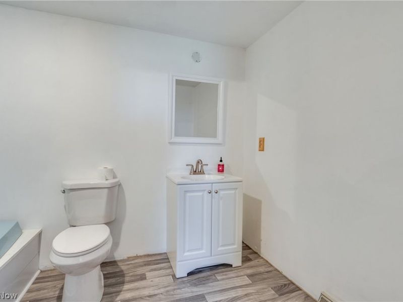 3001 Ben Fulton Avenue NW, North Lawrence, OH 44666 Photo 17