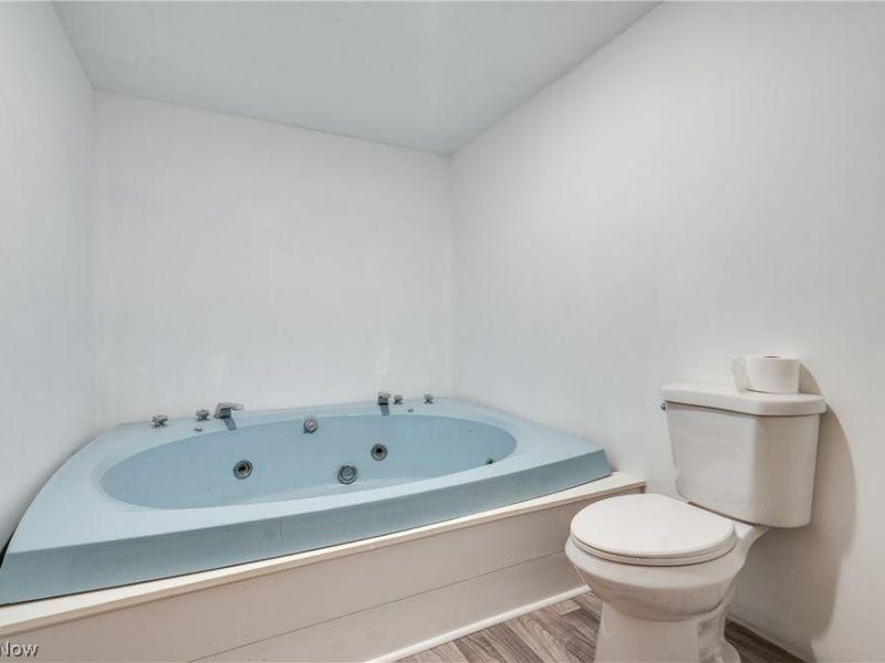 3001 Ben Fulton Avenue NW, North Lawrence, OH 44666 Photo 18