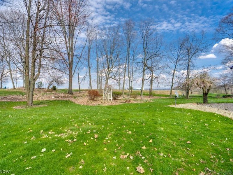 3001 Ben Fulton Avenue NW, North Lawrence, OH 44666 Photo 25