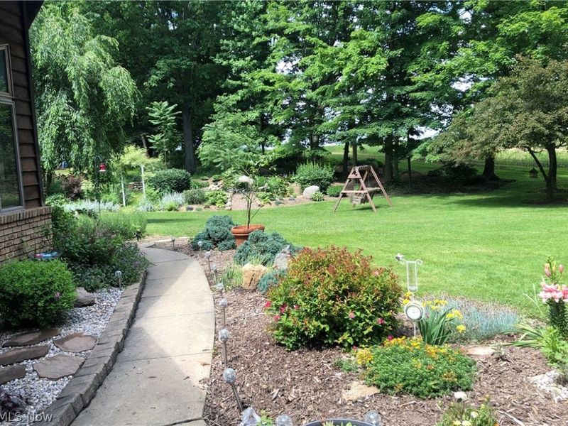 3001 Ben Fulton Avenue NW, North Lawrence, OH 44666 Photo 3