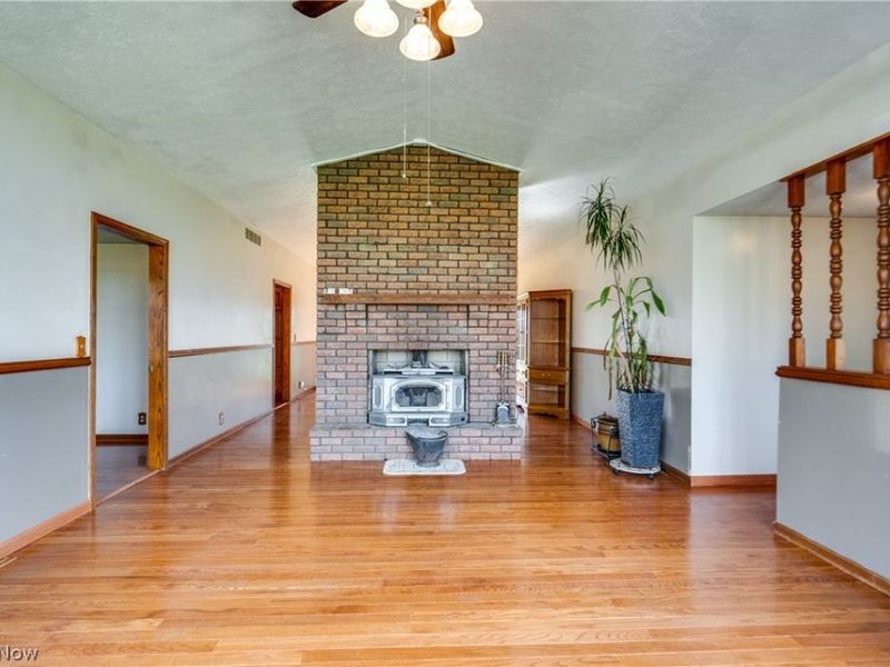 3001 Ben Fulton Avenue NW, North Lawrence, OH 44666 Photo 6