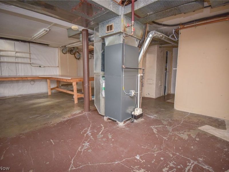 4701 Ardmore Avenue, Cleveland, OH 44144 Photo 39