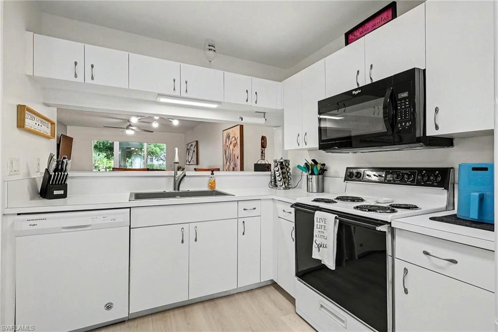 14501 Lakewood Trace Ct, Unit 103, Fort Myers, FL 33919 Photo
