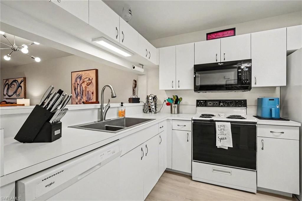 14501 Lakewood Trace Ct, Unit 103, Fort Myers, FL 33919 Photo