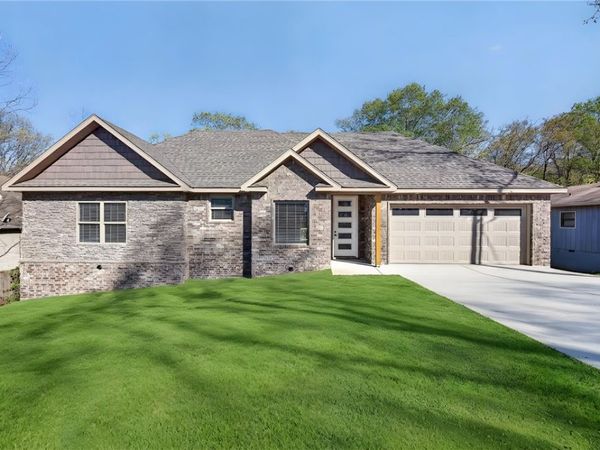 28 York Drive , Bella Vista, AR 72715