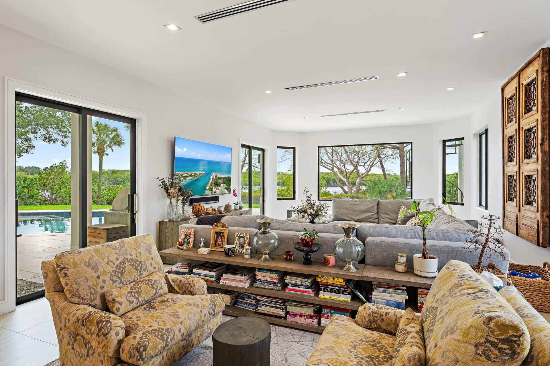 8818 SE Riverfront Terrace, Tequesta, FL 33469 Photo