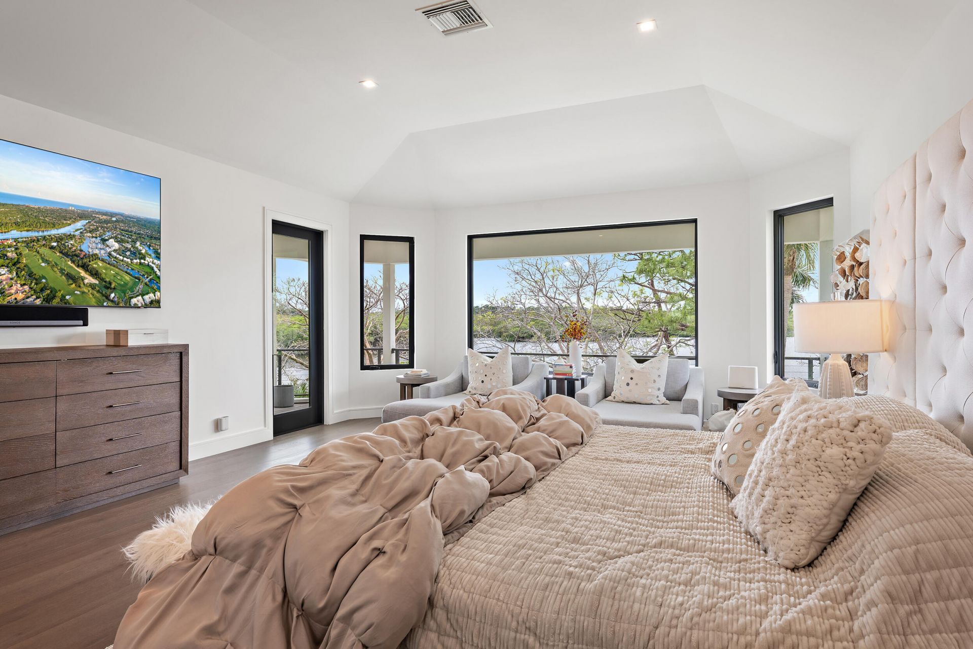 8818 SE Riverfront Terrace, Tequesta, FL 33469 Photo