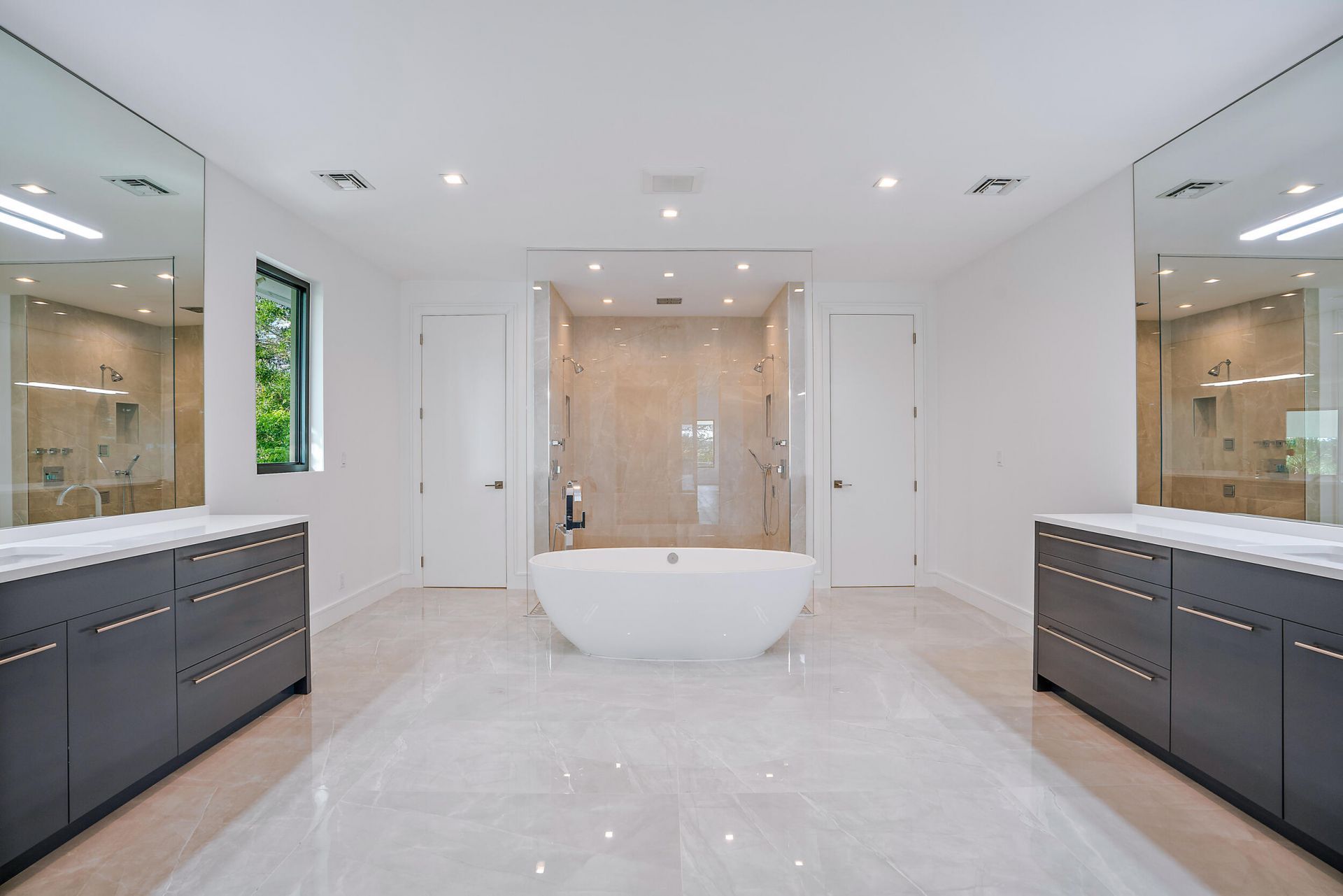 8818 SE Riverfront Terrace, Tequesta, FL 33469 Photo