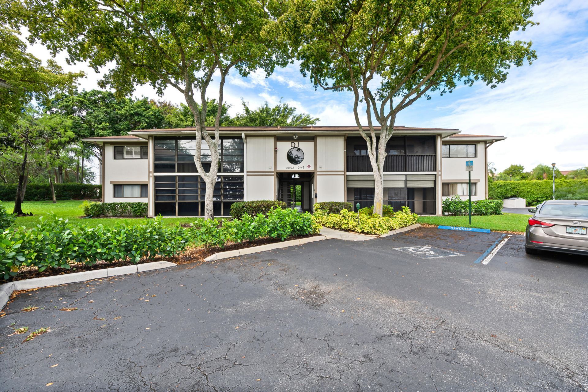 10443 E Clairmont Circle, Unit 203, Tamarac, FL 33321 Photo