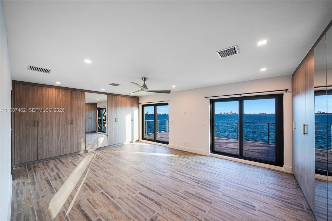1351 Bay Ter, North Bay Village, FL 33141 Photo