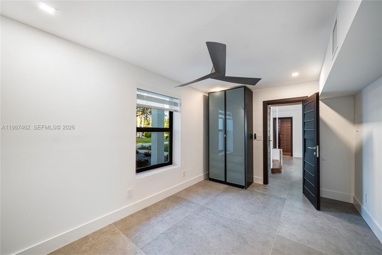 1351 Bay Ter, North Bay Village, FL 33141 Photo