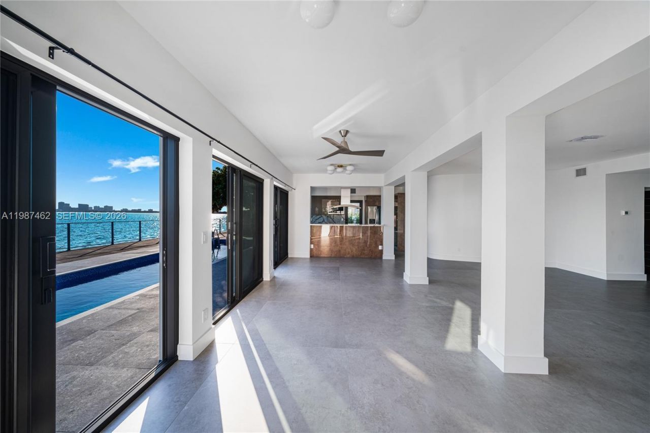 1351 Bay Ter, North Bay Village, FL 33141 Photo