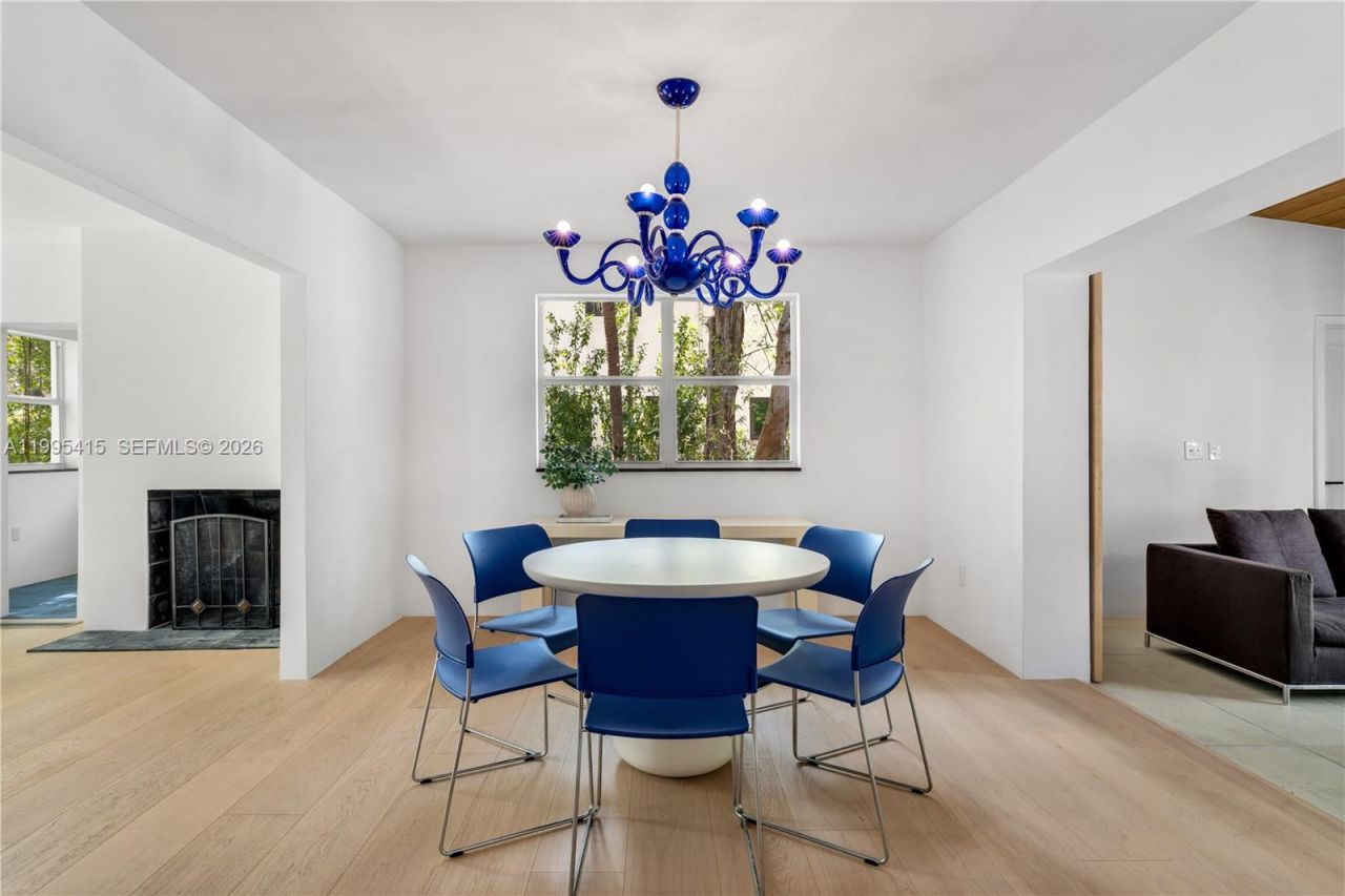 5812 Alton Rd, Miami Beach, FL 33140 Photo