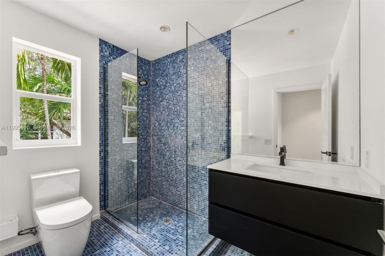 5812 Alton Rd, Miami Beach, FL 33140 Photo