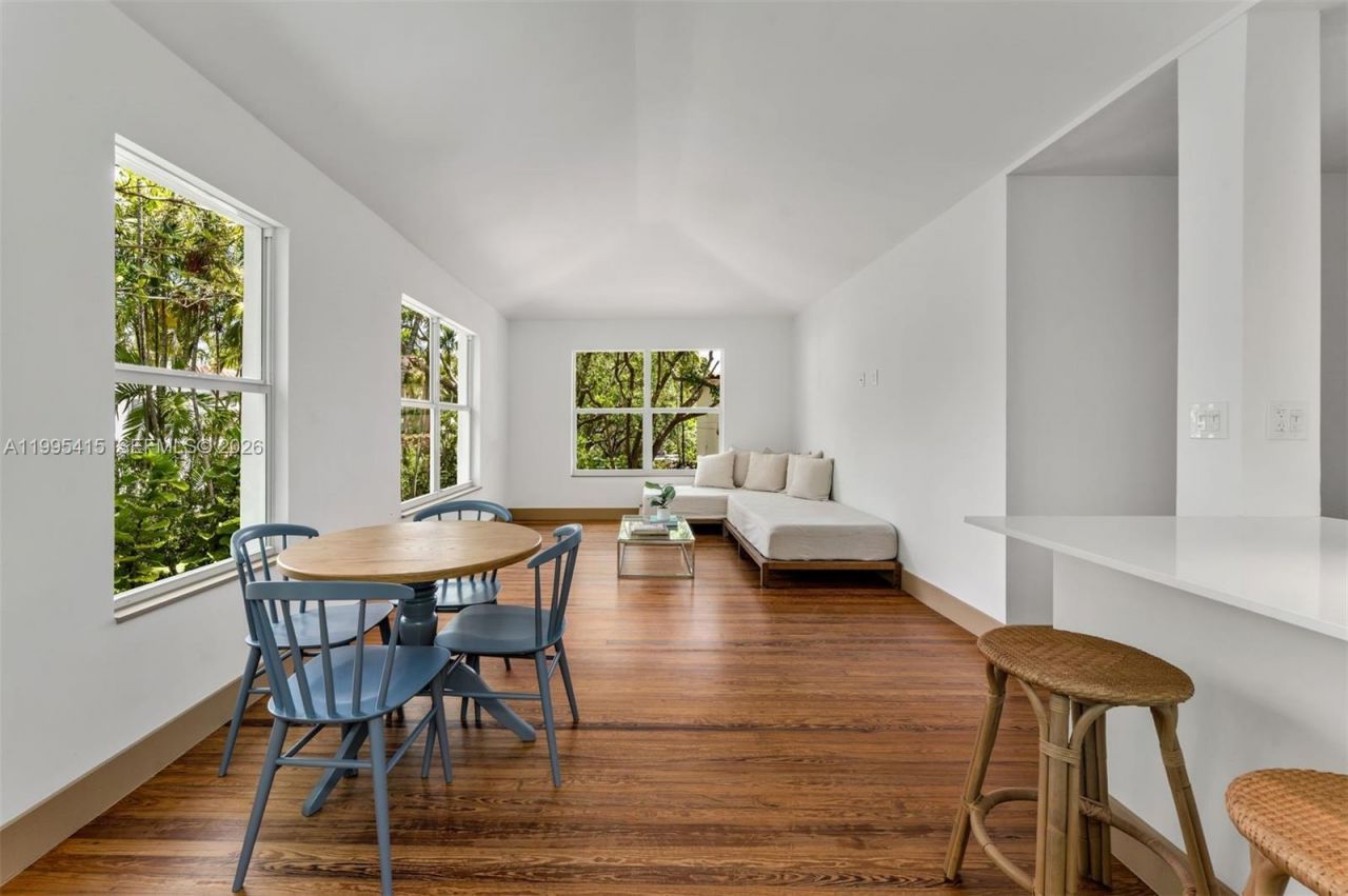 5812 Alton Rd, Miami Beach, FL 33140 Photo