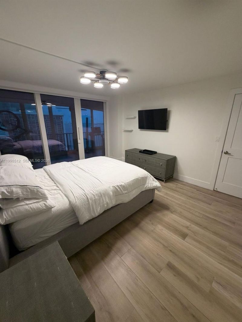 1925 Brickell Ave, Unit 2003, Miami, FL 33129 Photo