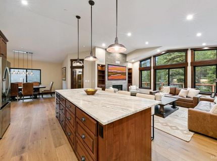 1071 Modoc Way, South Lake Tahoe, CA 96150 Photo