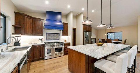 1071 Modoc Way, South Lake Tahoe, CA 96150 Photo