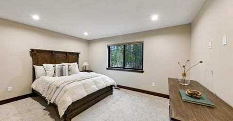 1071 Modoc Way, South Lake Tahoe, CA 96150 Photo