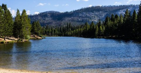 1071 Modoc Way, South Lake Tahoe, CA 96150 Photo