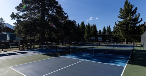 1071 Modoc Way, South Lake Tahoe, CA 96150 Photo