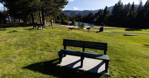 1071 Modoc Way, South Lake Tahoe, CA 96150 Photo