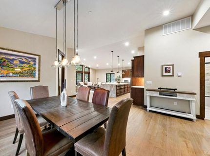 1071 Modoc Way, South Lake Tahoe, CA 96150 Photo