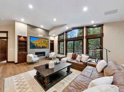 1071 Modoc Way, South Lake Tahoe, CA 96150 Photo