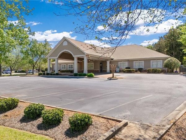 516 W Bankhead Highway, Villa Rica, GA 30180