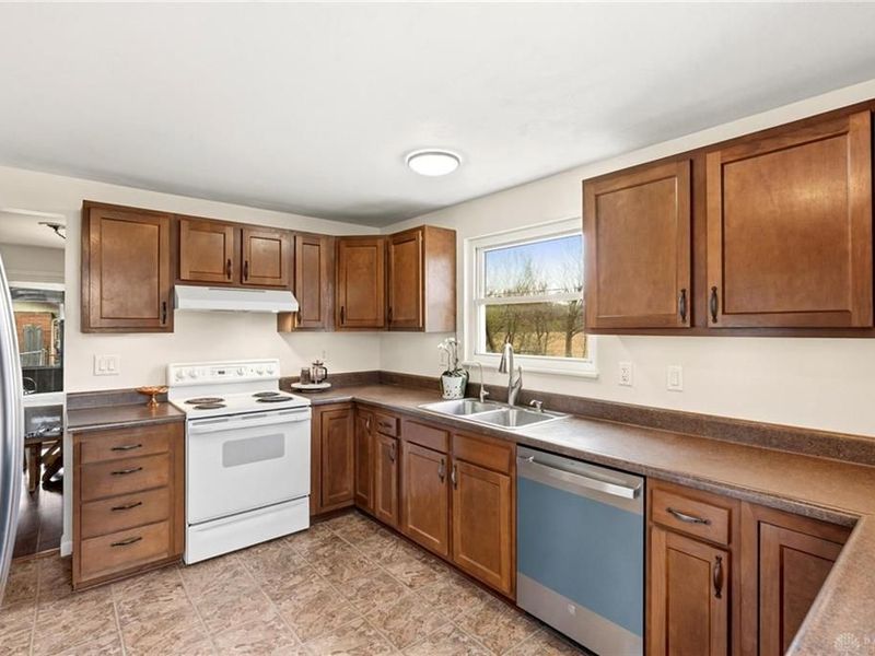 8341 Philadelphia Drive, Mad River Township, OH 45324 Photo 10