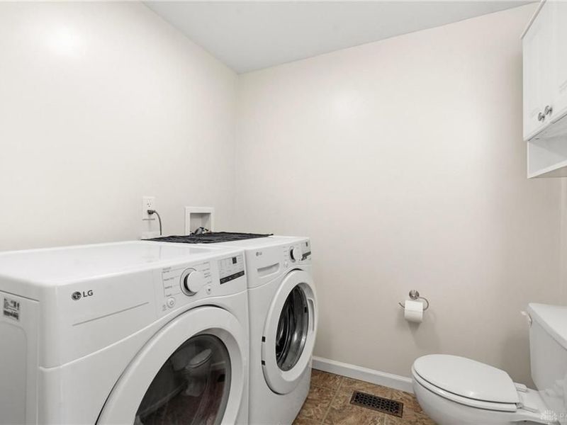 8341 Philadelphia Drive, Mad River Township, OH 45324 Photo 15