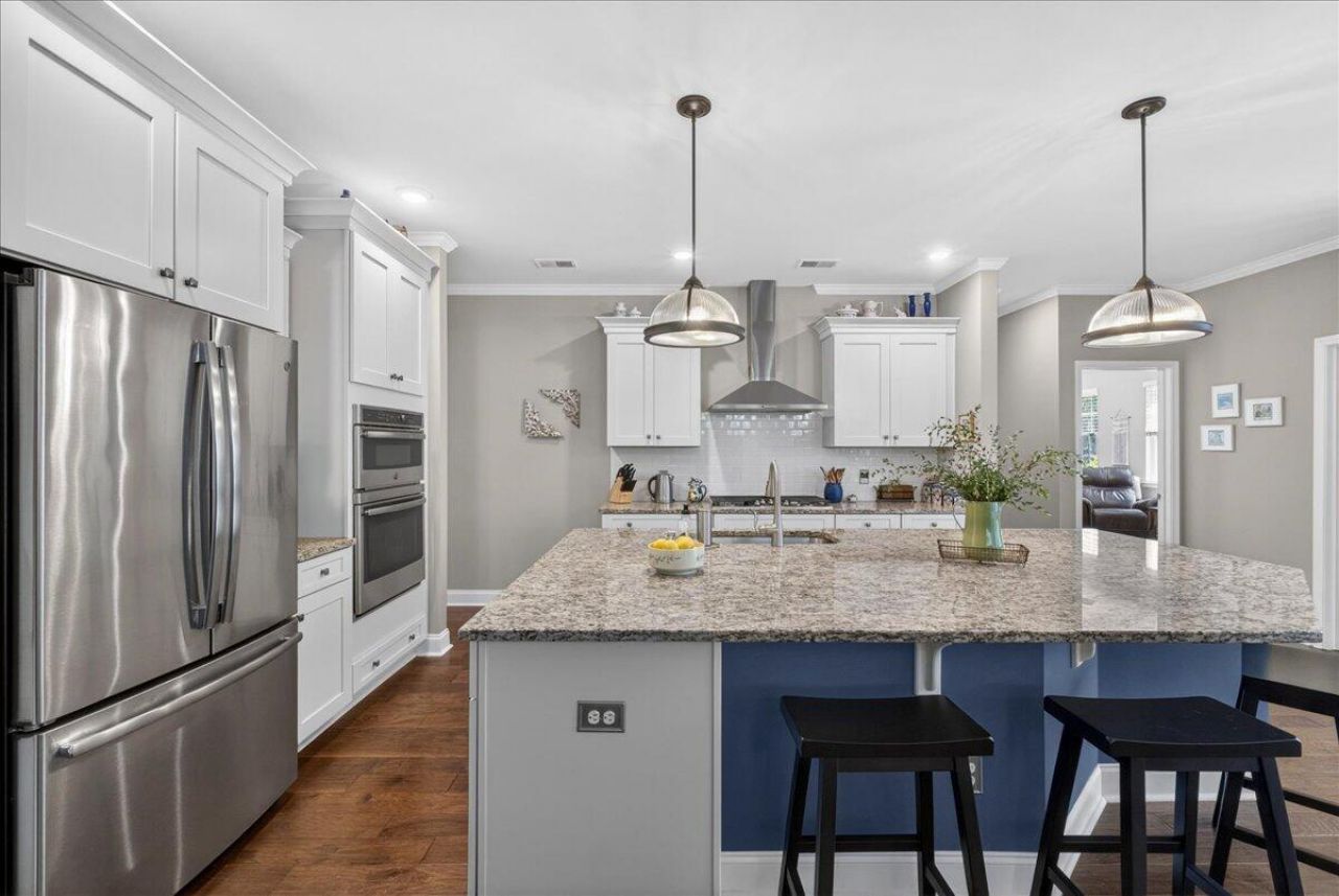 9955 Honeylocust Lane Photo 17