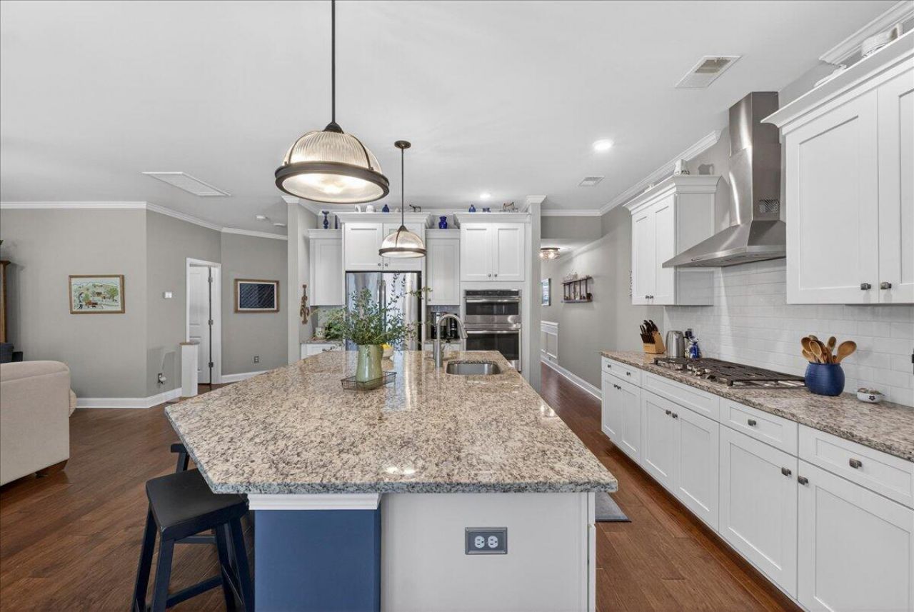 9955 Honeylocust Lane Photo 19