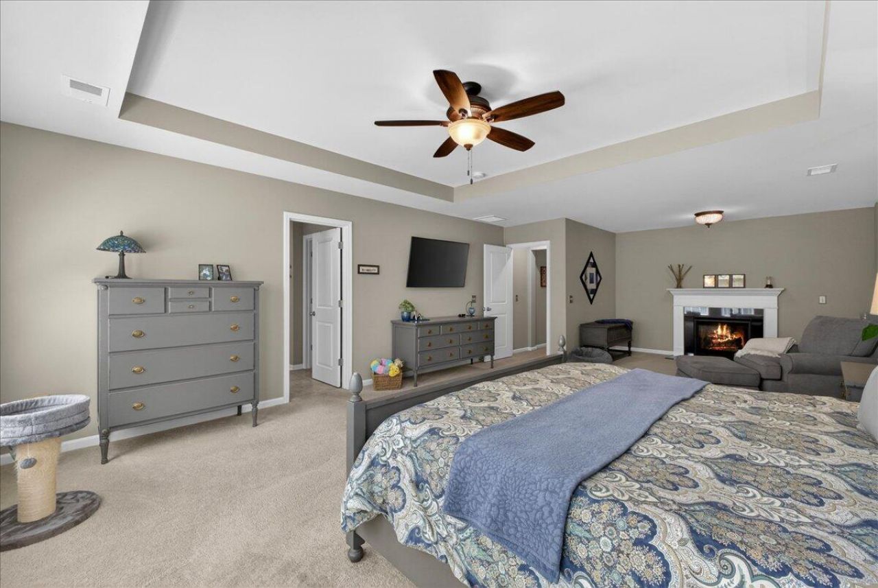 9955 Honeylocust Lane Photo 44