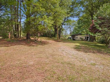718 Jones Ferry Road, Chapel Hill, NC 27516