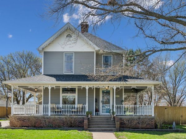 517 N Meadow Street , Geneseo, IL 61254