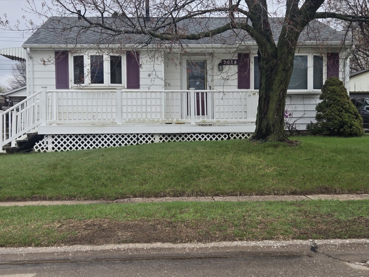 5018 48th Street A, Moline, IL 61265 Main Photo