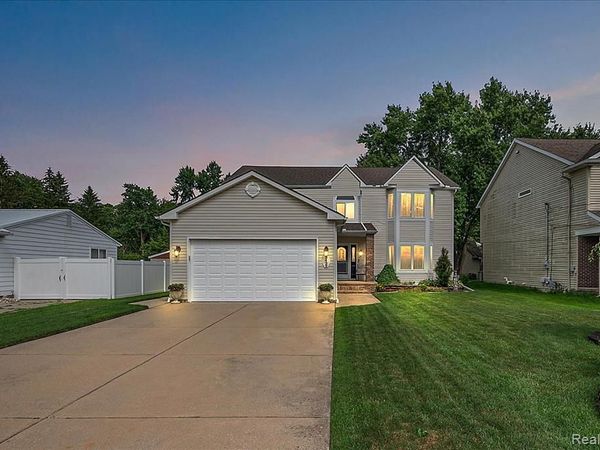 3422 Kilmer Drive, Troy, MI 48083