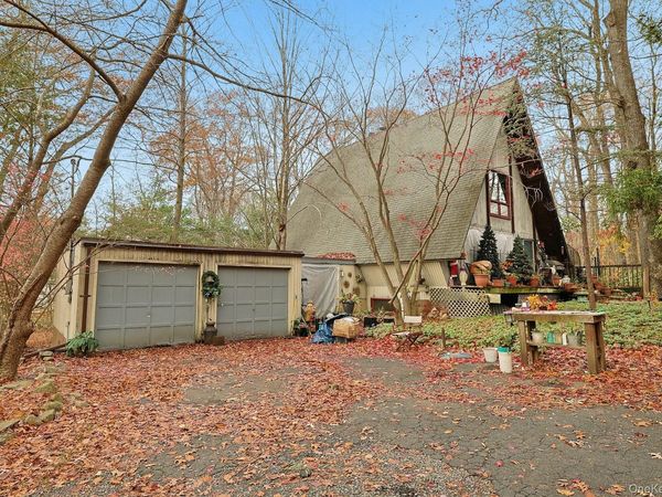 3 Grey Beech Lane, Pomona, NY 10970
