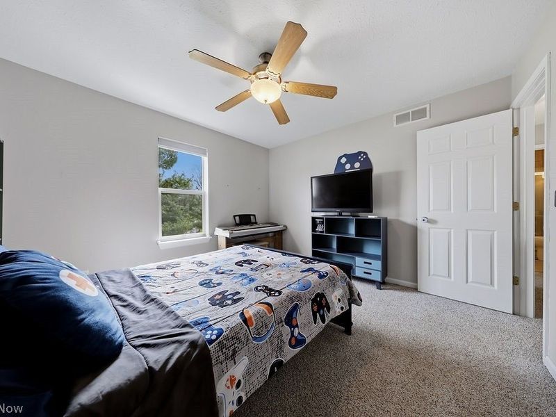 1833 Hobbits Way, Brunswick, OH 44212 Photo 35