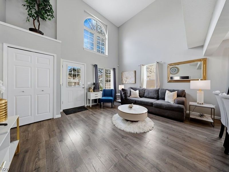 1833 Hobbits Way, Brunswick, OH 44212 Photo 7