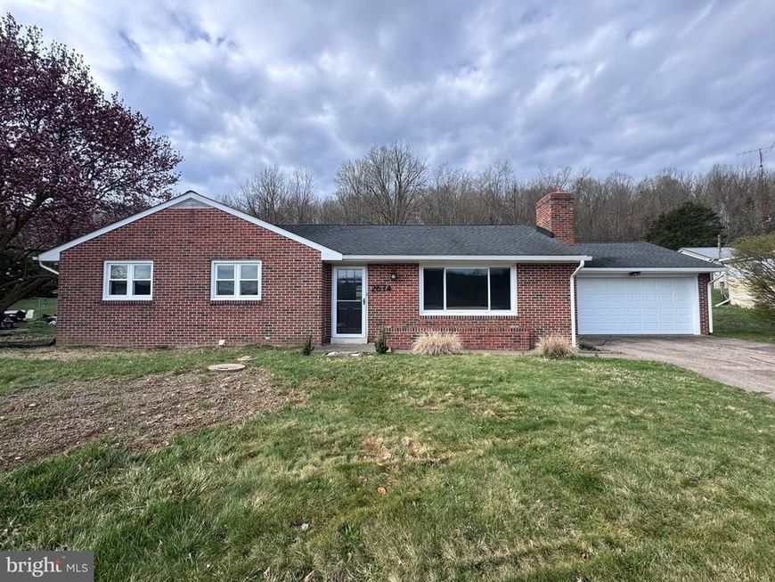 2674 Seven Valleys Road , Seven Valleys, PA 17360 Main Photo