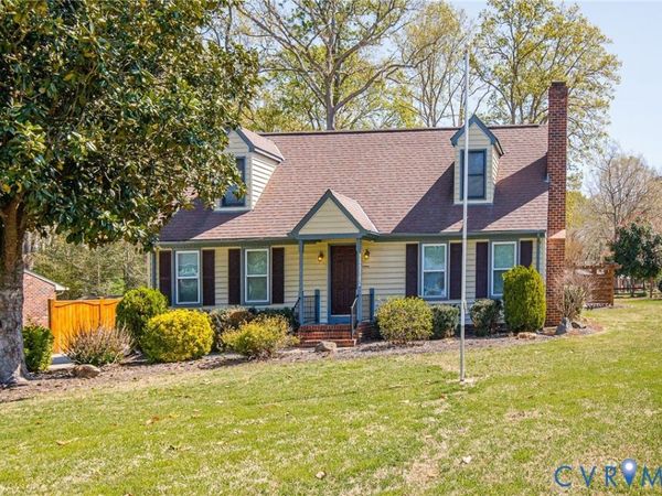 421 Evanrude Lane , Sandston, VA 23150