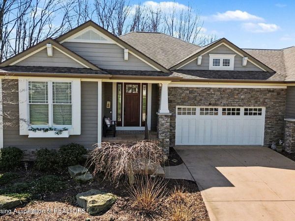 585 Aquila Drive, East Lansing, MI 48823