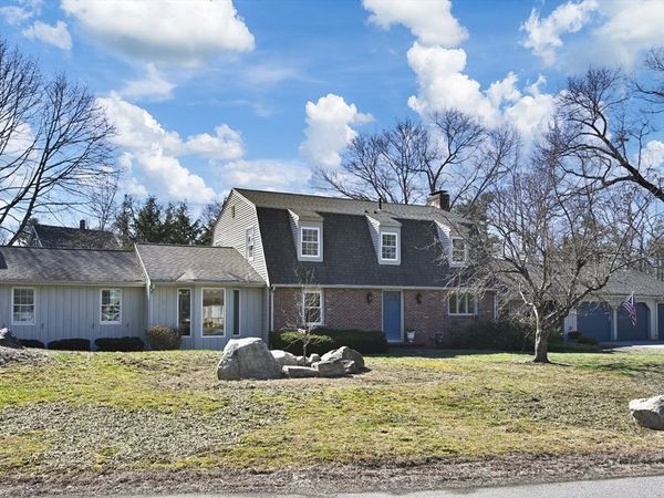 2 Cyr Circle, Andover, MA 01810